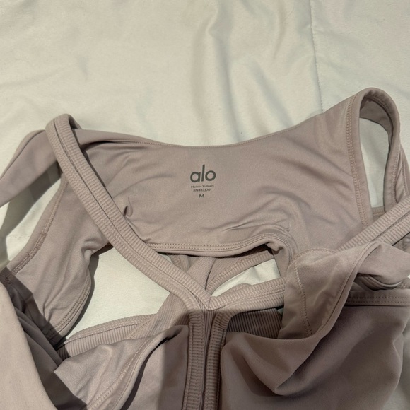 ALO YOGA Trackie Bra Lavender as seen on Kylie Jenner - Picture 4 of 4